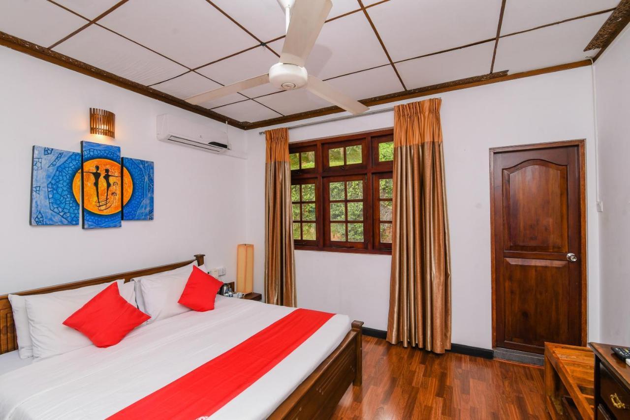 Kandy Green View Bungalow Bagian luar foto
