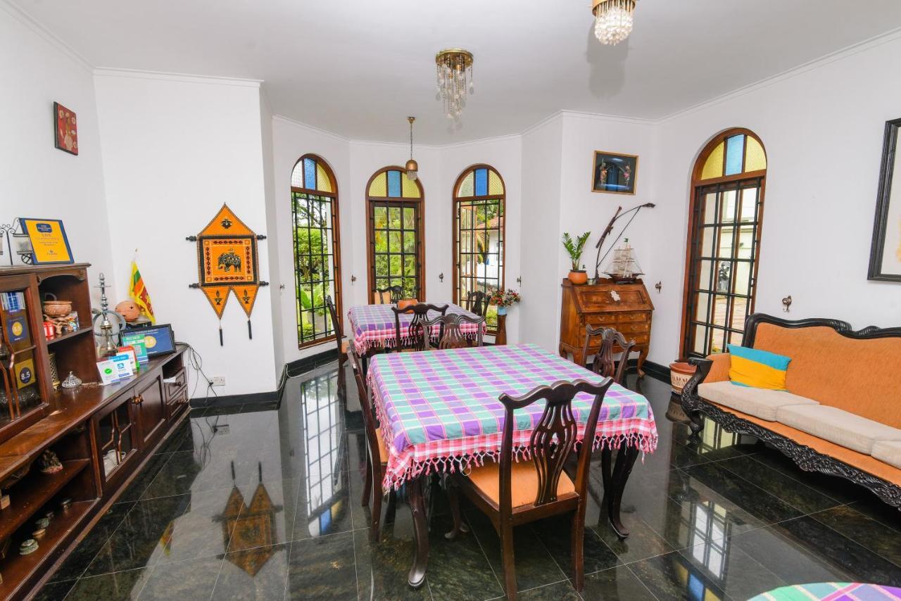 Kandy Green View Bungalow Bagian luar foto